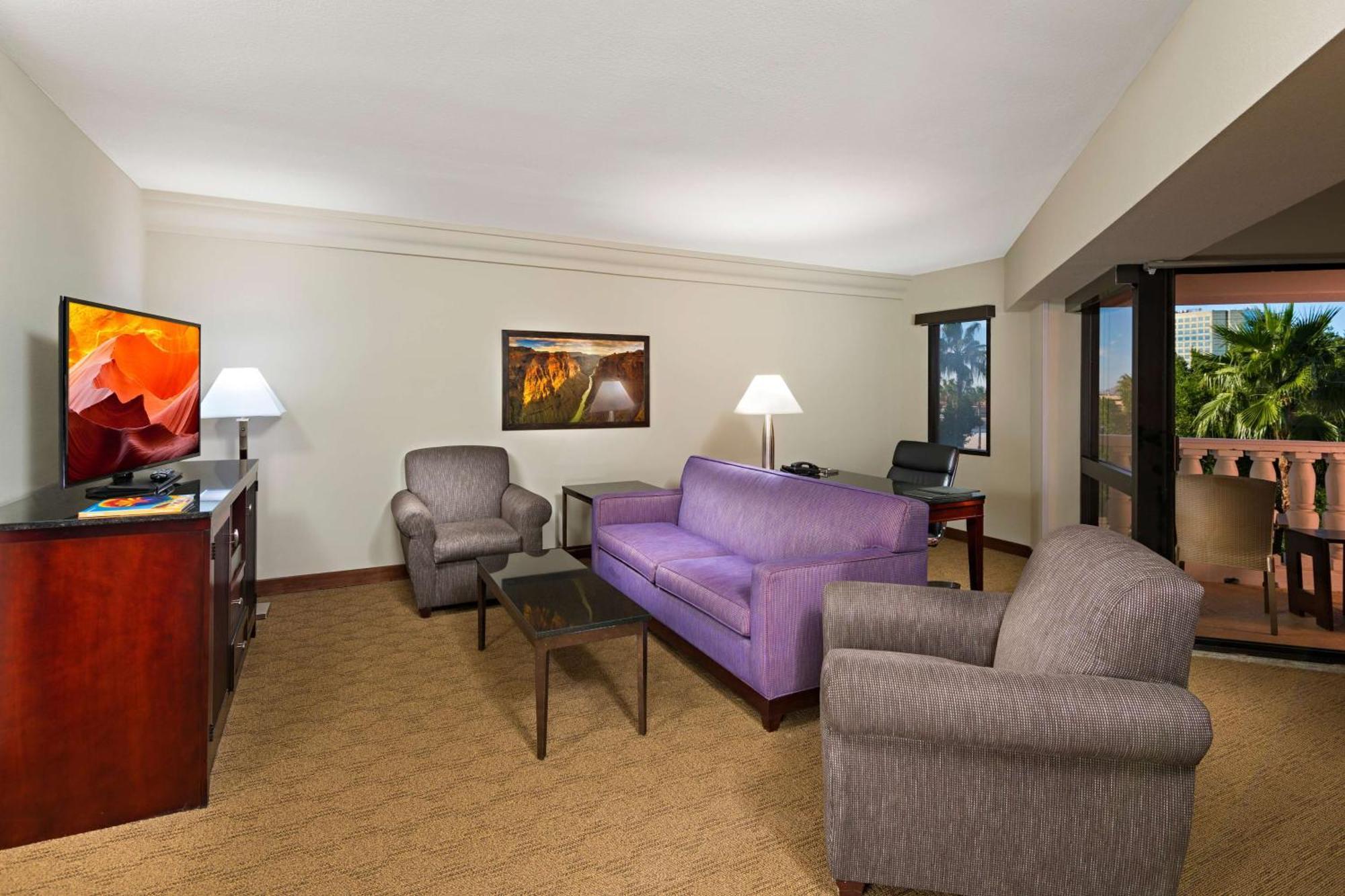 Doubletree By Hilton Phoenix Mesa Exterior foto